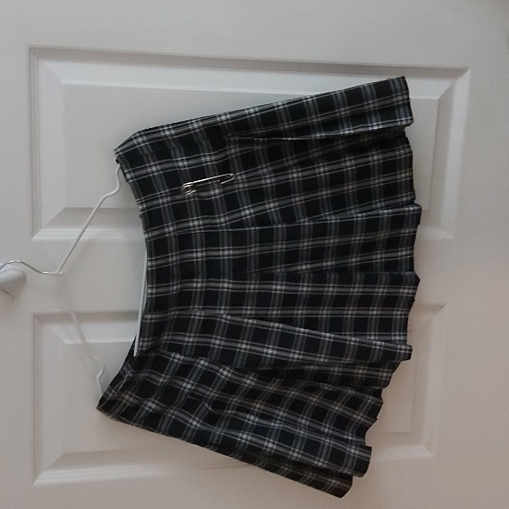 H & M Pleated Skirt NWOT